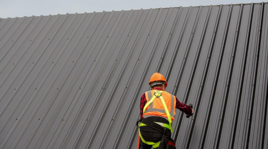 Professional metal roof installation services in Parchman, MS